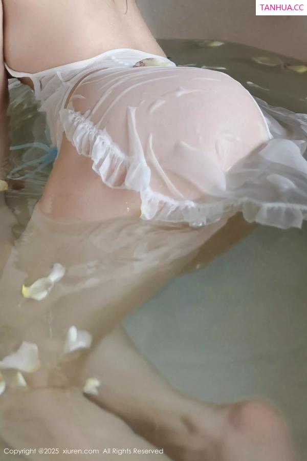   [XiuRen]高清写真图 2025.04.25 No.10199 小芭乐 黑色比基尼第71张图片